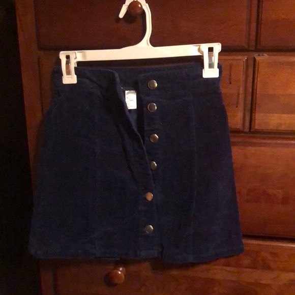 H&M corduroy mini skirt - Picture 3 of 3